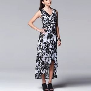 NWOT Vera Wang Floral High-low Hem Black & White Maxi Dress